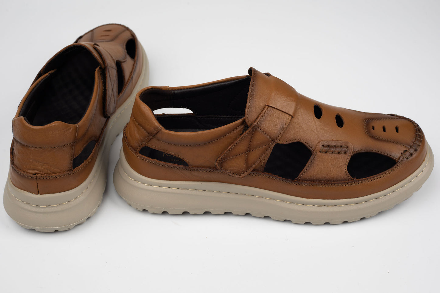 Pantofi barbati perforați din piele naturală MELS 99616 MARO