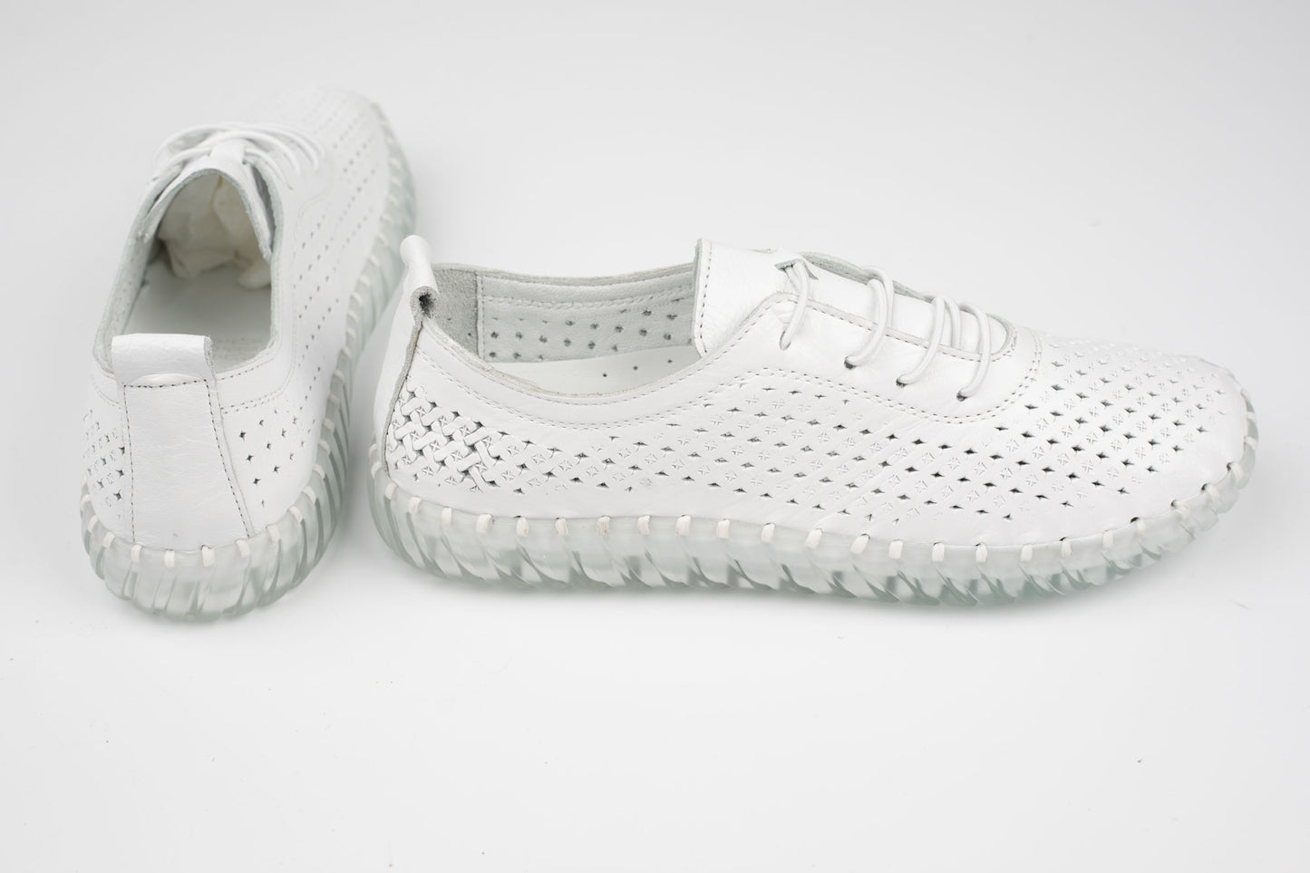 Pantofi damă piele naturală perforați BIOFLEX 200 alb