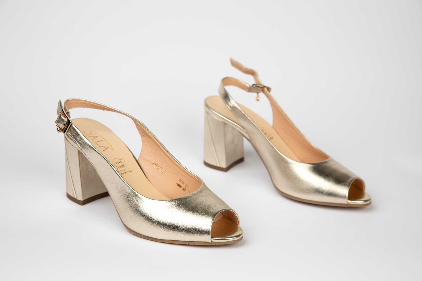 Elegant women's sandals made of genuine leather SALA 20235 gold