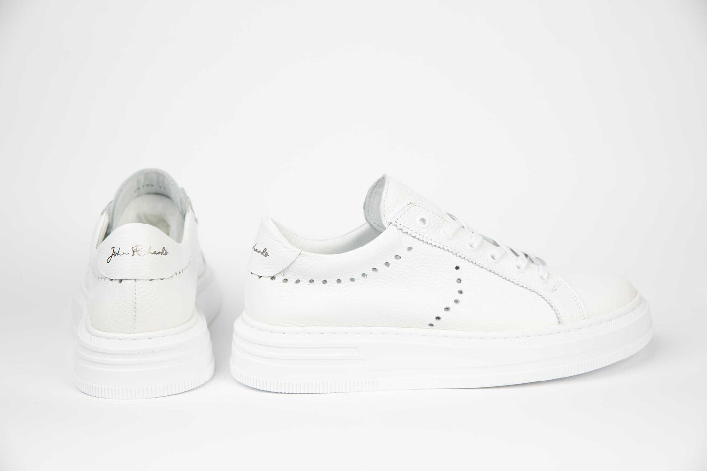 Men's casual shoes made of genuine leather JOHN RICHARDO 159 white (White)