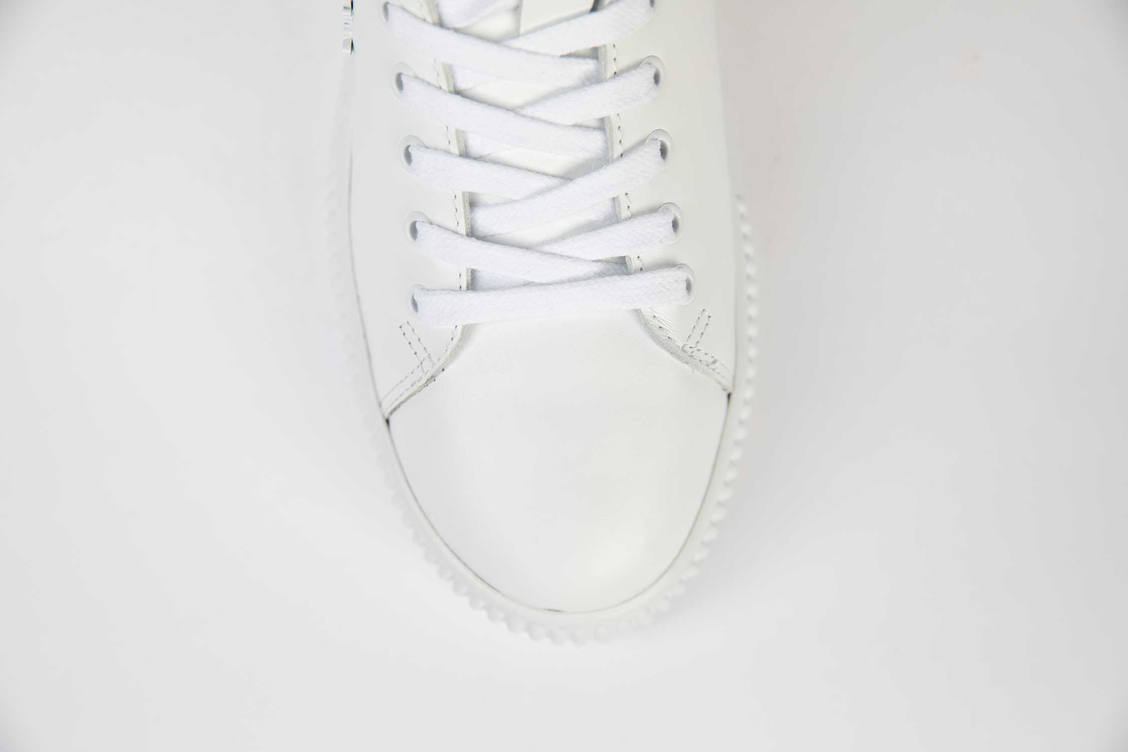 Pantofi barbati casual  din piele naturala JOHN RICHARDO  408 alb (White)