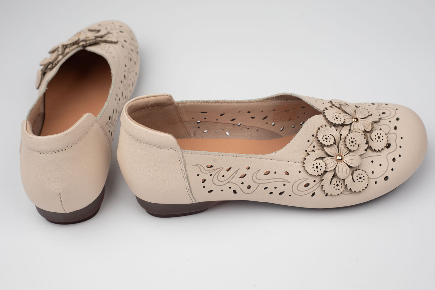 Pantofi dama piele naturala ANNAVIOTI 55050 6 BEJ