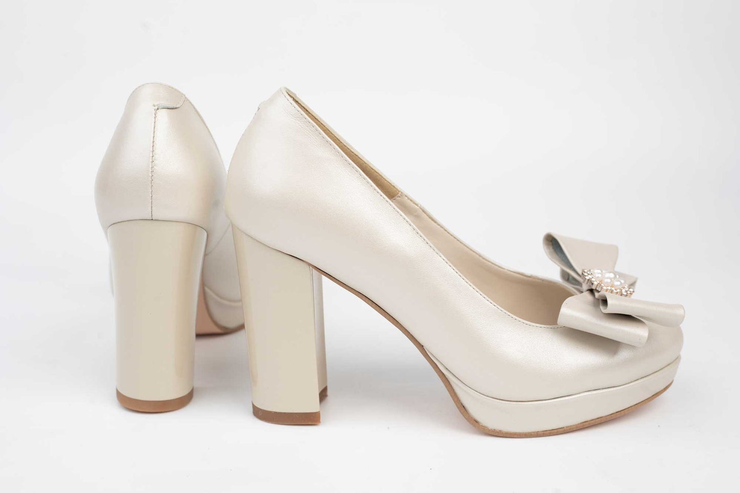 Pantofi dama piele naturala 2954 Bej accesoriu