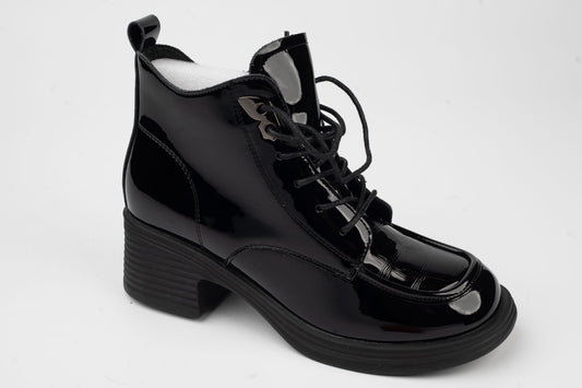 Women's boots made of natural patent leather FRANCO GERARDO 136-2 N patent