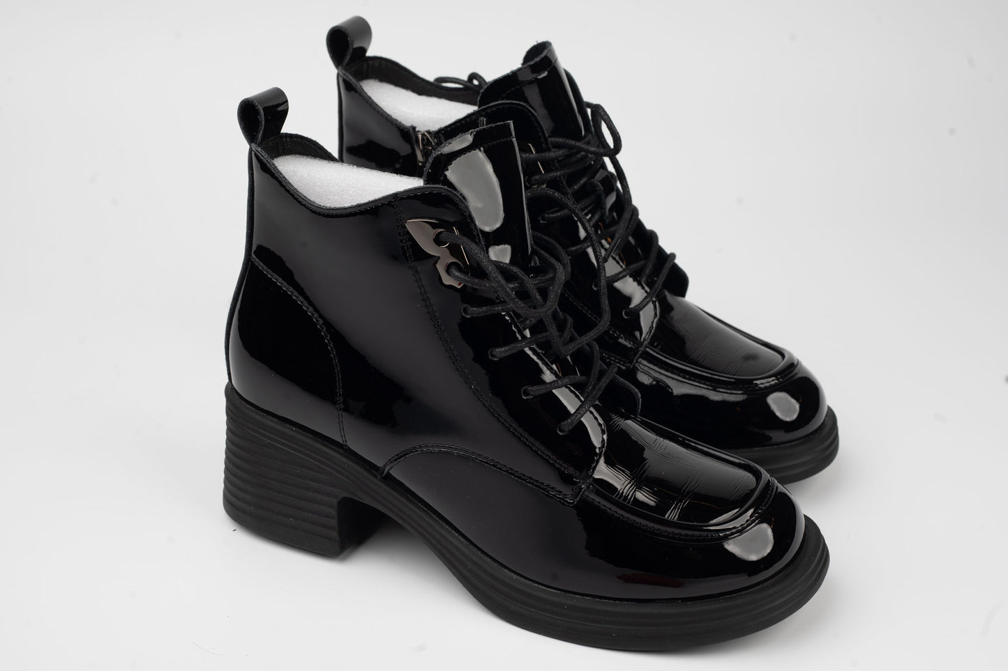 Women's boots made of natural patent leather FRANCO GERARDO 136-2 N patent