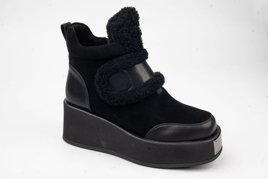 Women's boots made of genuine suede leather 355 N vel