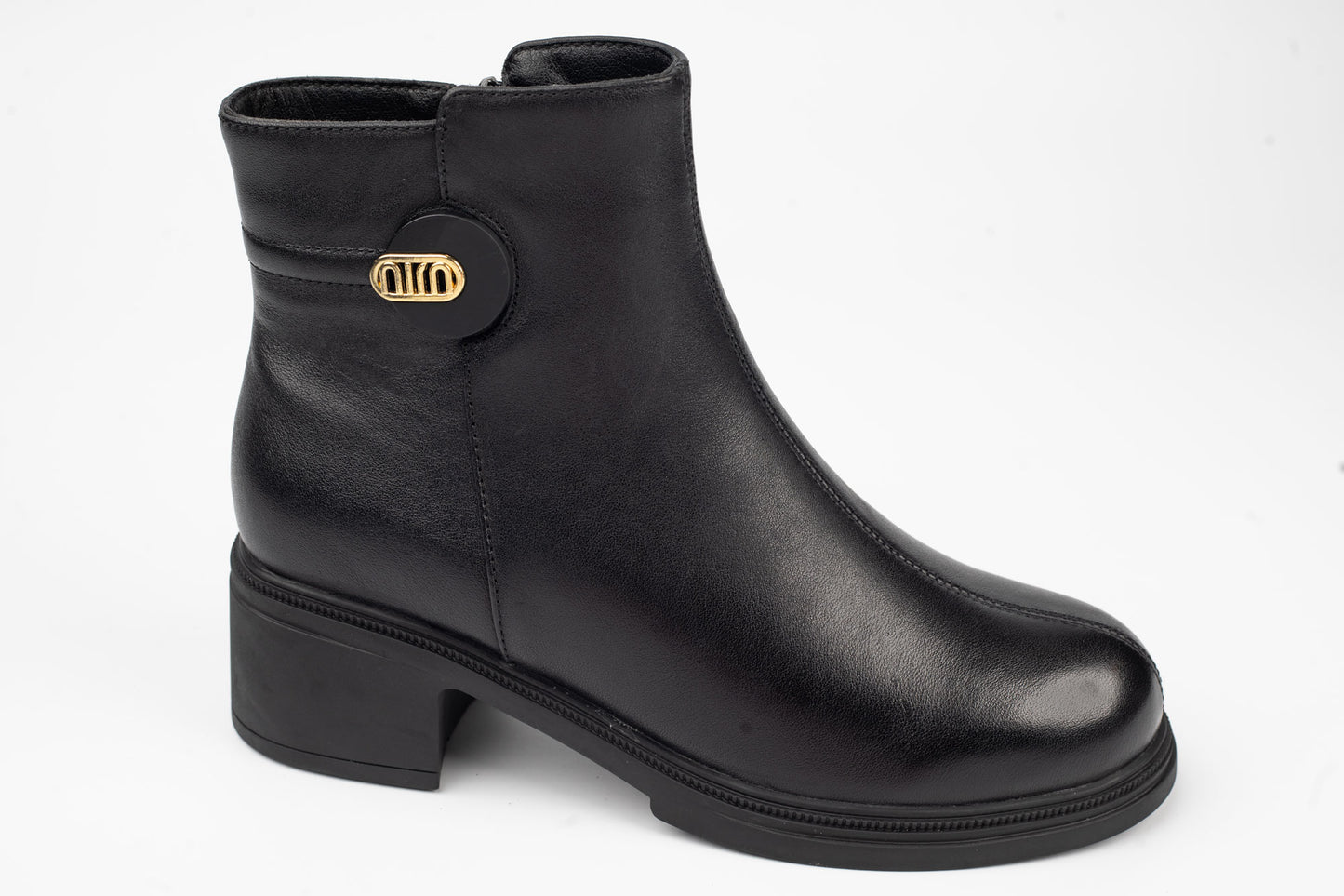 Women's genuine leather boots BETINA 3705 N box