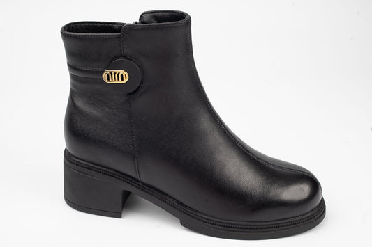 Women's genuine leather boots BETINA 3705 N box