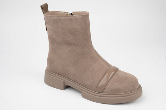 Women's boots made of genuine suede leather ANNA VIOTI 117 Taupe