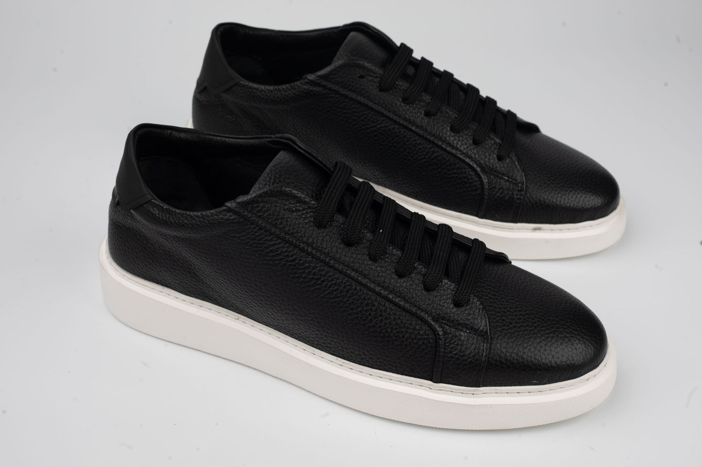 Men's sports shoes made of genuine leather RIDGE 4810 N