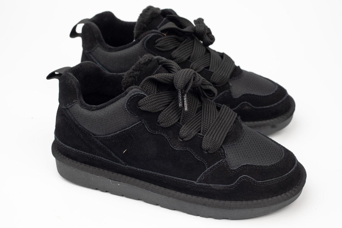 Women's sneakers made of genuine suede leather ANNA VIOTI 114 N vel