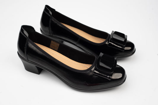 Women's shoes genuine leather BETINE 5900 N lacquer