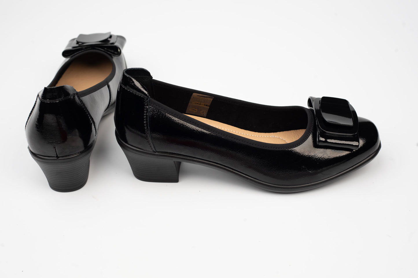 Women's shoes genuine leather BETINE 5900 N lacquer