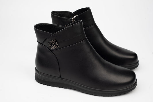 Women's genuine leather boots BETINA 0750 N box (41-42)