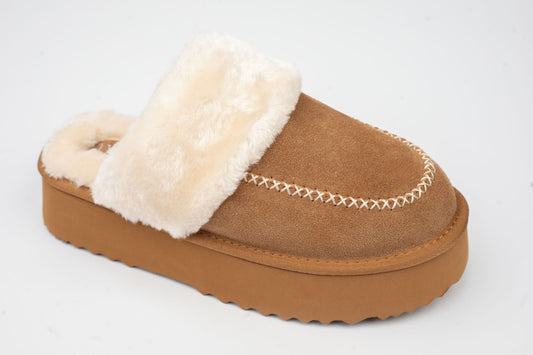 Women's clogs made of genuine suede leather ANNA VIOTI 113-1 Camel vel