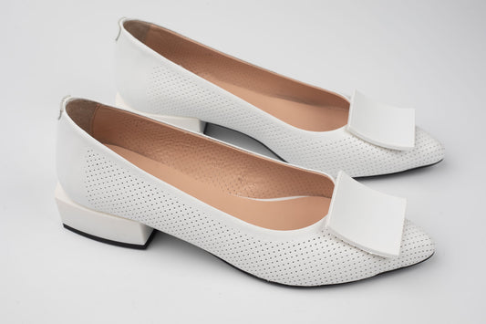 Pantofi din piele naturală DOGATI 1131 Alb