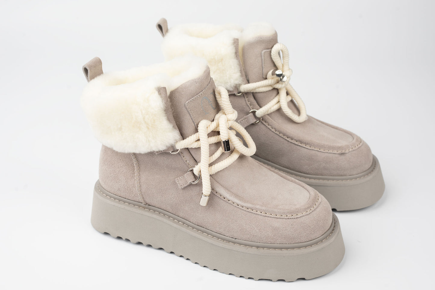 Women's boots made of genuine suede leather ANNA VIOTI 37393 Grey vel