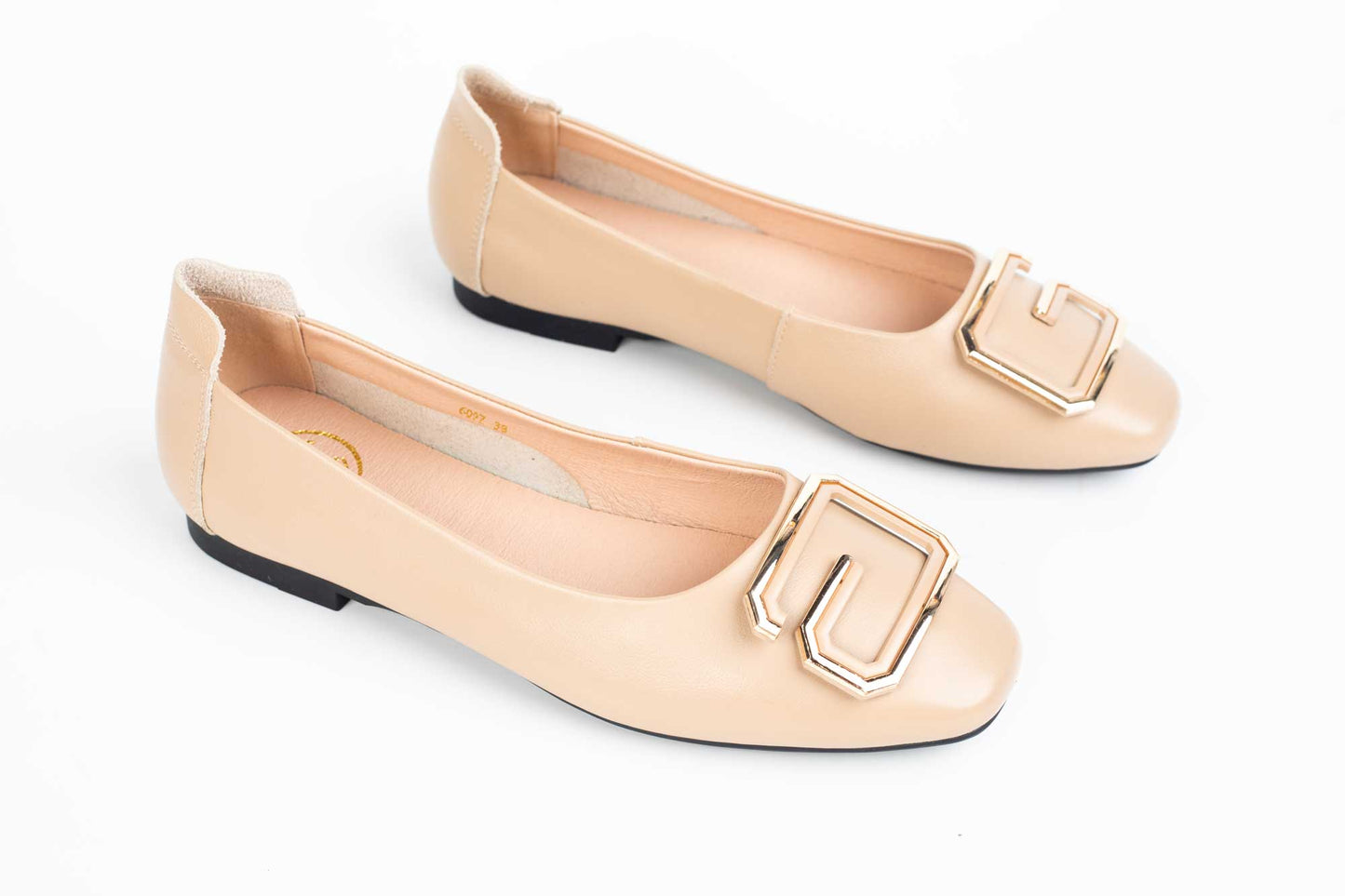 Women's casual shoes made of genuine leather FORMAZIONE 6097 apricot