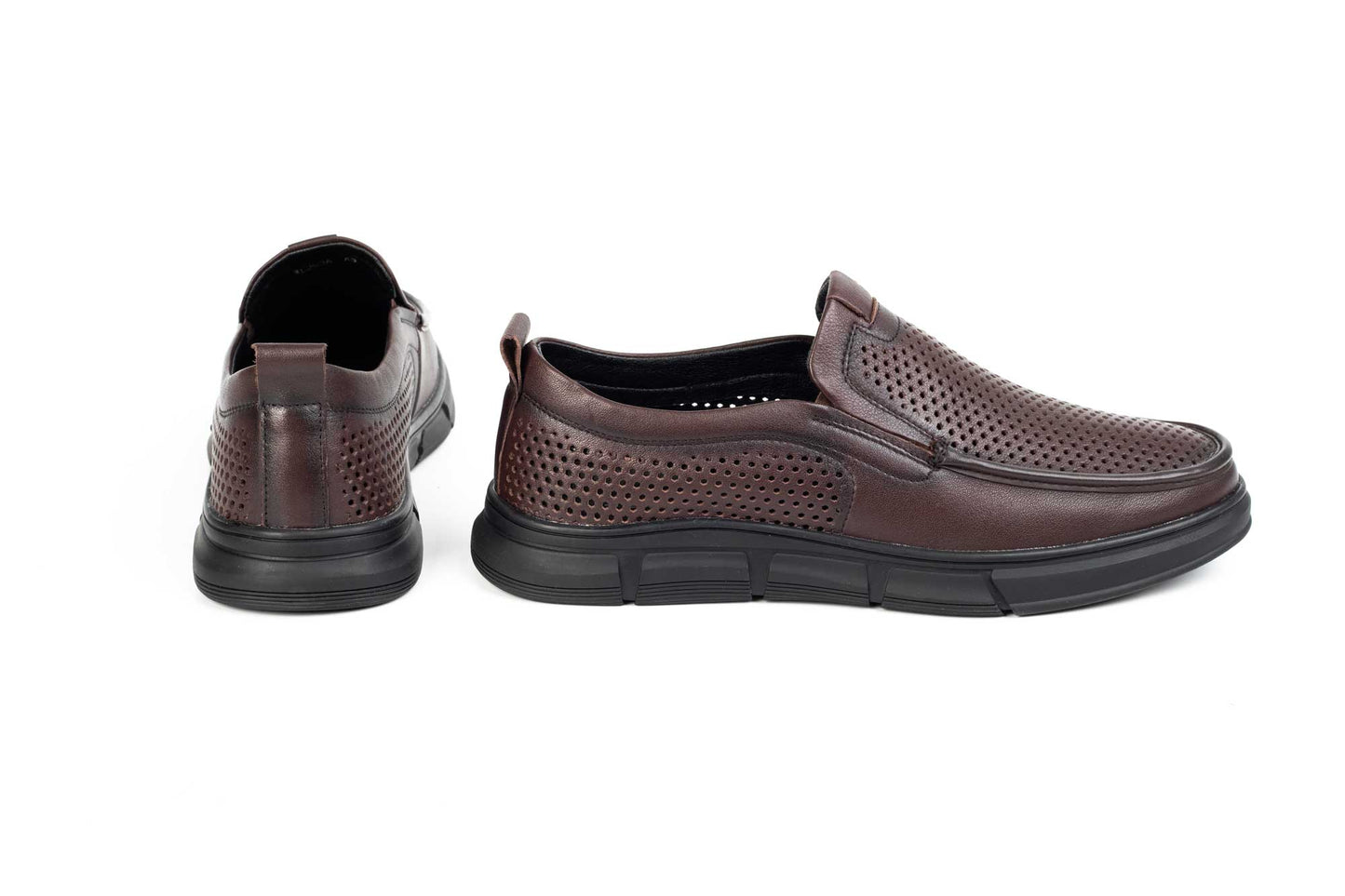 Pantofi barbati piele naturala MELS 2526 Maro perforat