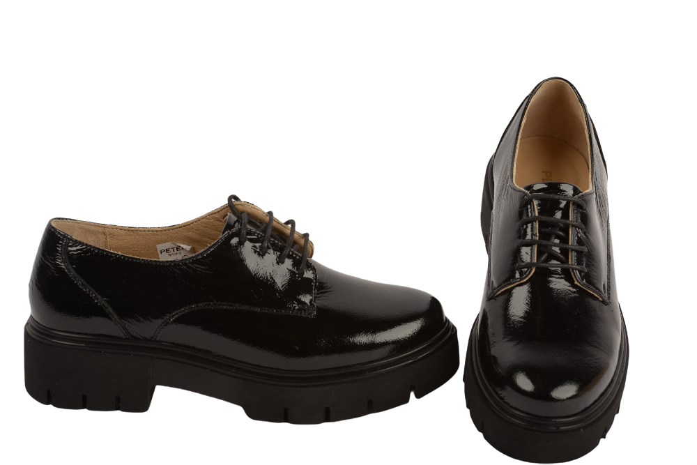 Women's casual shoes, natural leather, Diana, black lacquer