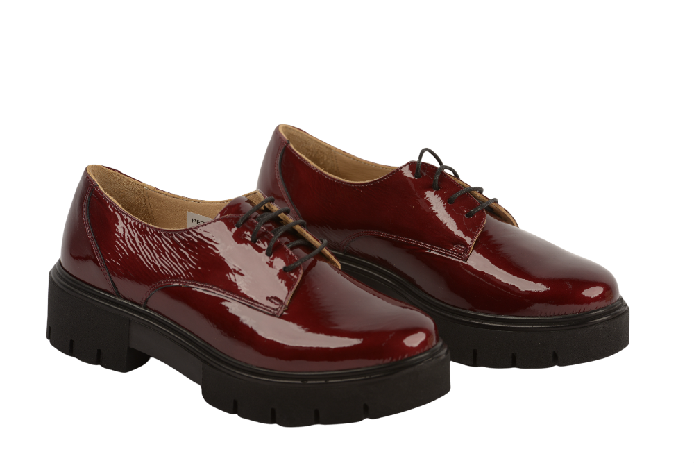 Women's casual shoes natural leather diana burgundy lacquer