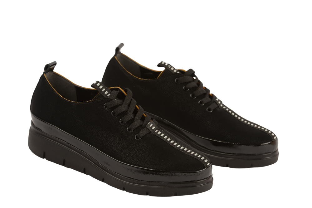 Women's casual shoes made of genuine leather PERLA 1237 black velour