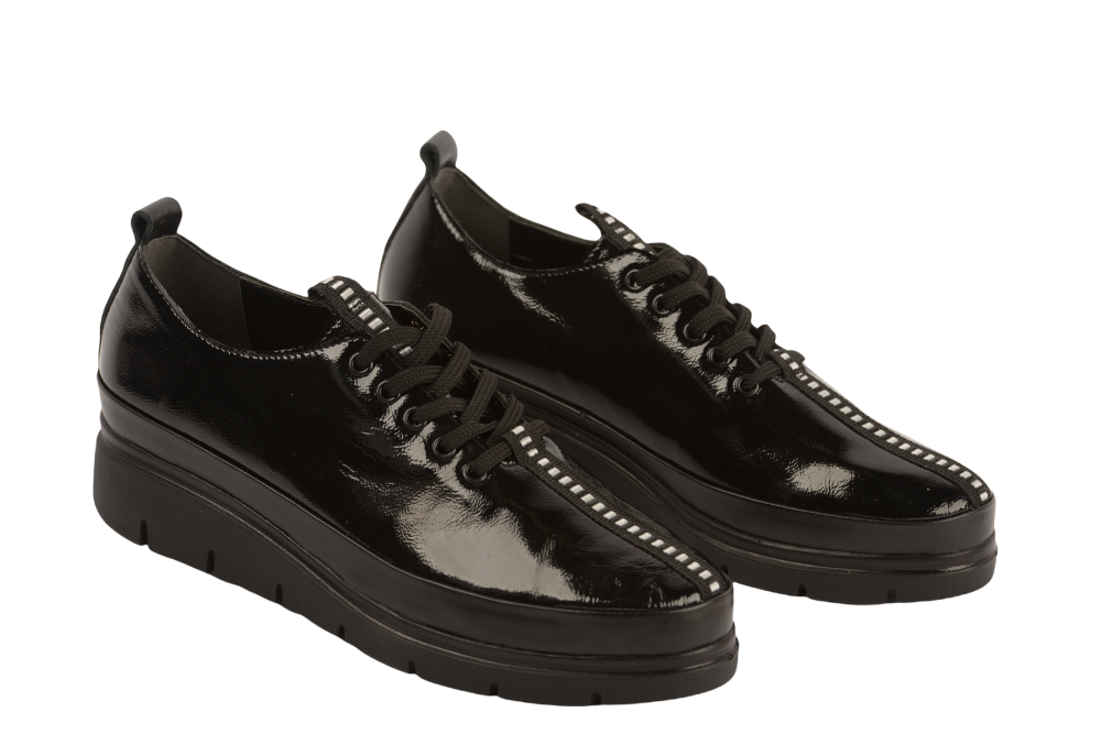 Women's casual shoes natural leather PERLA 1237 black patent